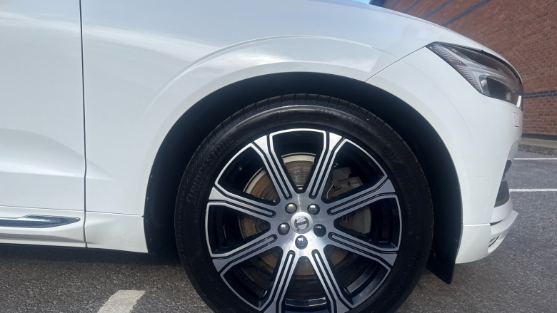 Volvo Xc60 2.0 B5P [250] Inscription Pro 5dr Geartronic Petrol Estate